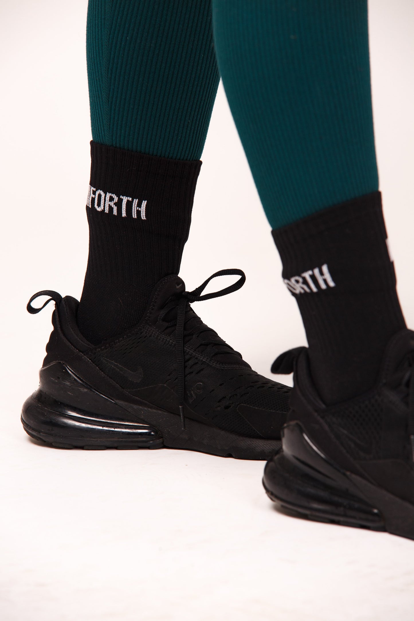 black gym socks, ankle socks, crew socks